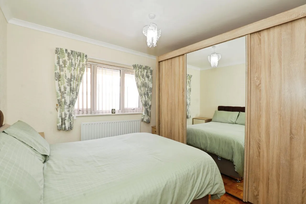 Courtway Drive, Sneyd Green, ST1, photo 13