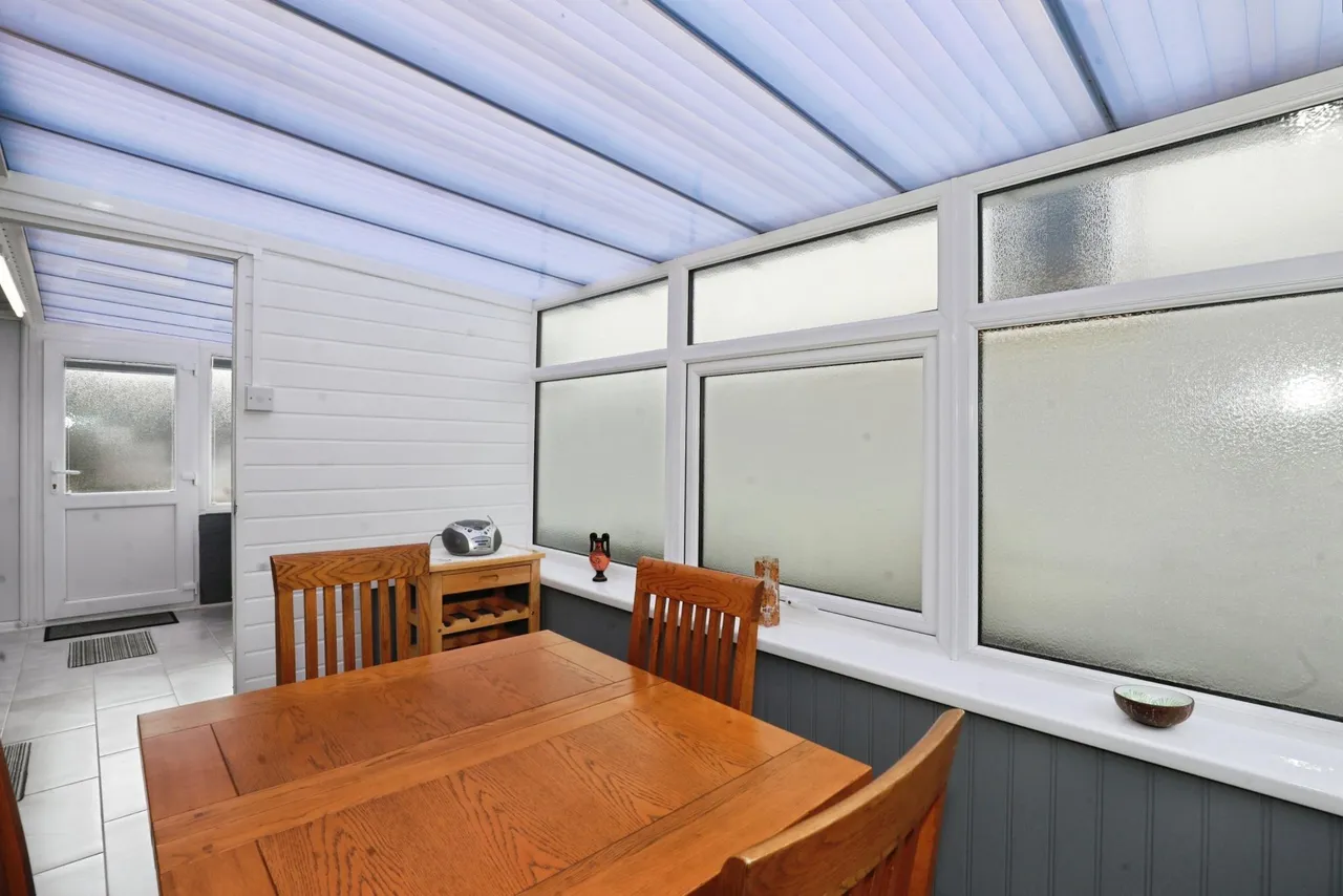 Courtway Drive, Sneyd Green, ST1, photo 11