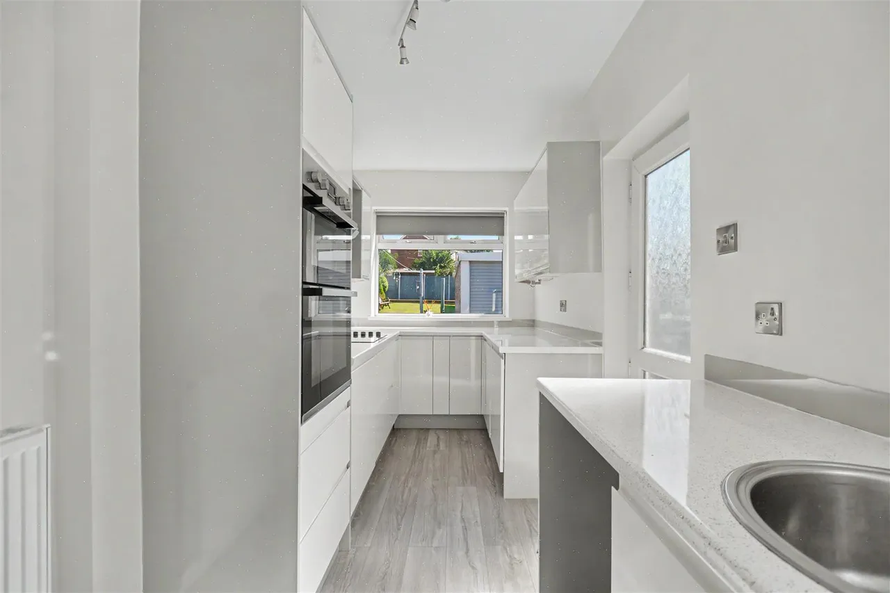 Ilkeston Road, Trowell, NG9, photo 4