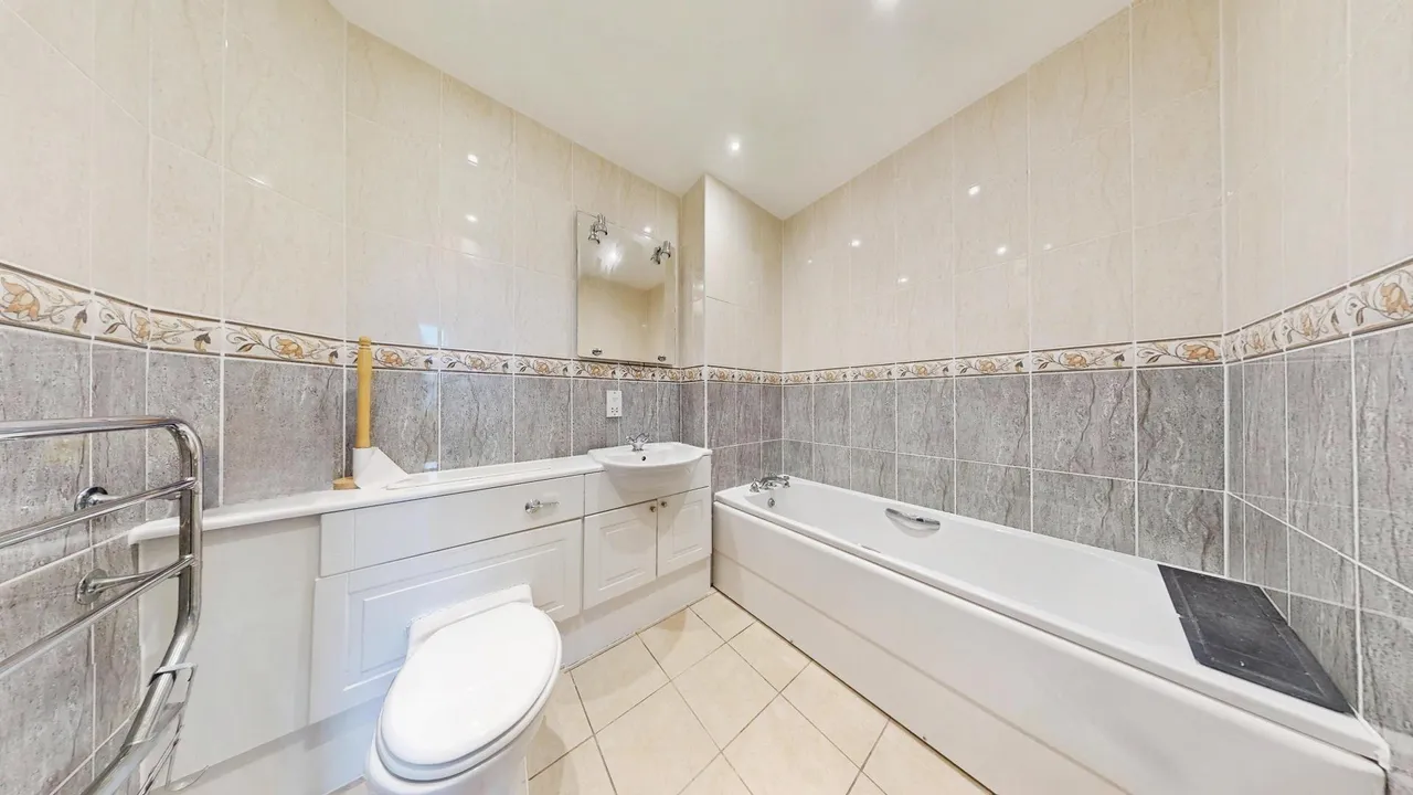 Mount Stuart Square, Cardiff Bay, CF10, photo 5