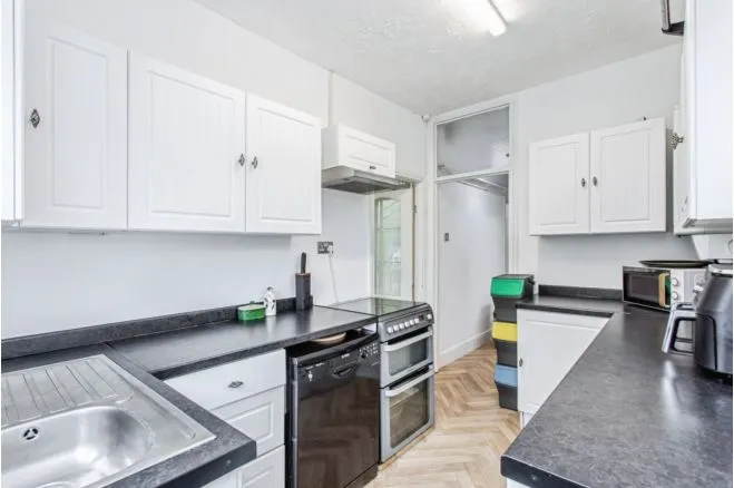 Westbourne Grove, Westcliff-On-Sea, SS0, photo 3