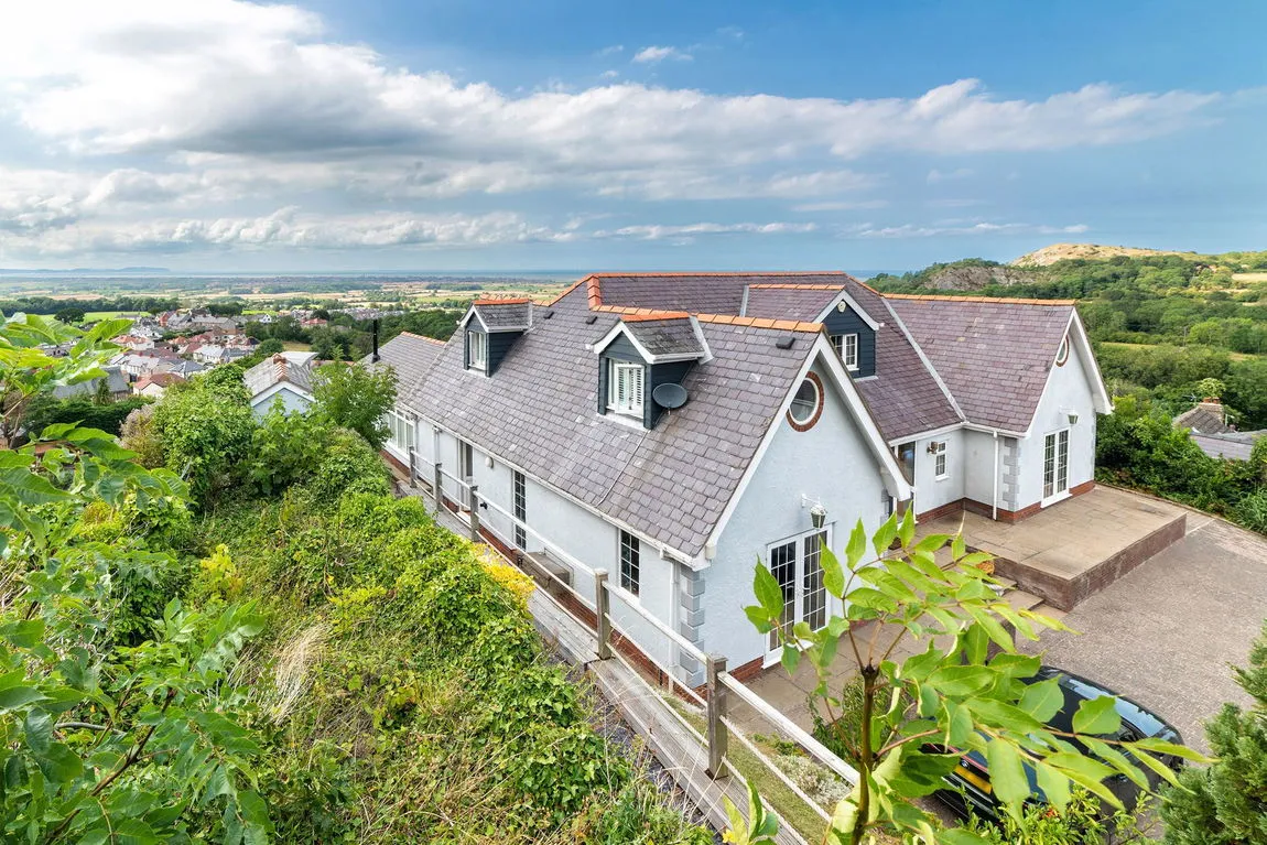 Hiraddug Road, Dyserth, Dyserth, Denbighshire, LL18 6HS, photo 24
