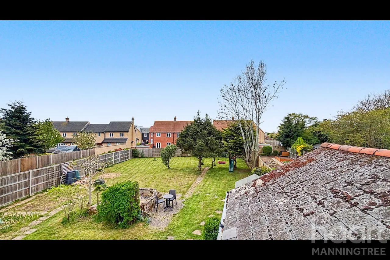 Long Road, Manningtree, CO11, photo 8