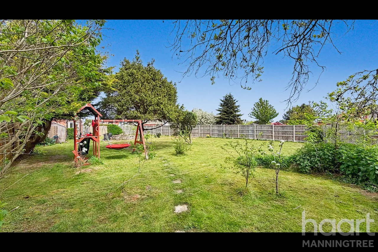 Long Road, Manningtree, CO11, photo 14