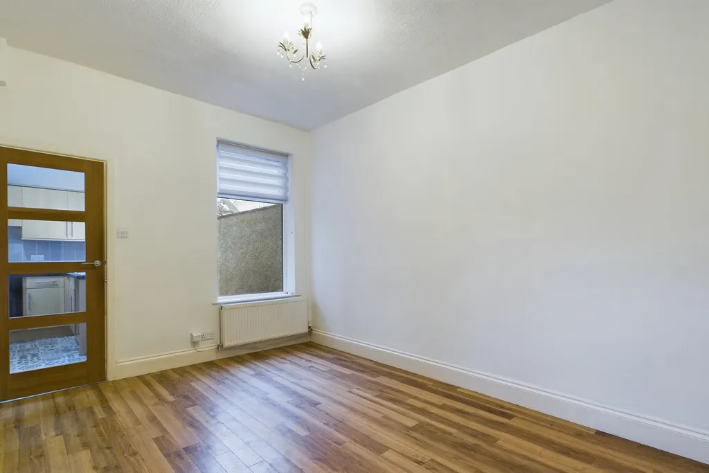 Chapel Street, Ulverston, LA12, photo 6