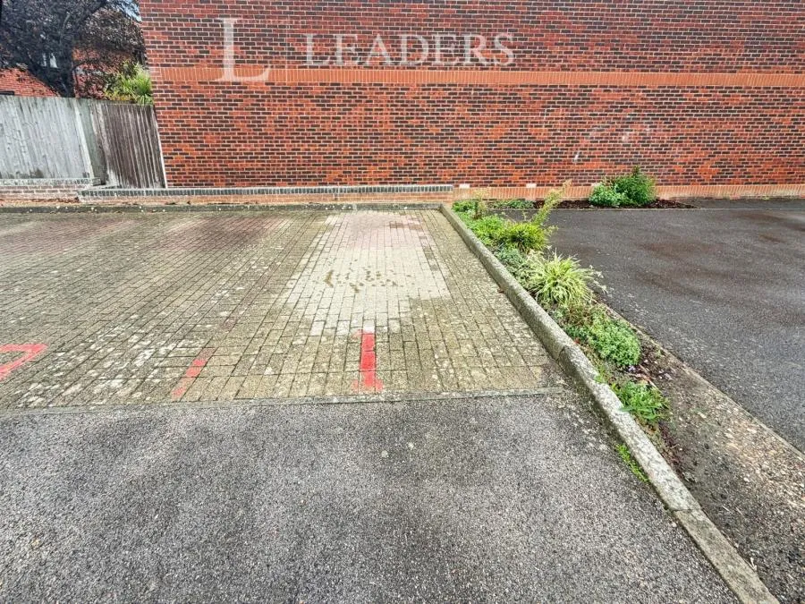 Armory Lane, Portsmouth, PO1, photo 4
