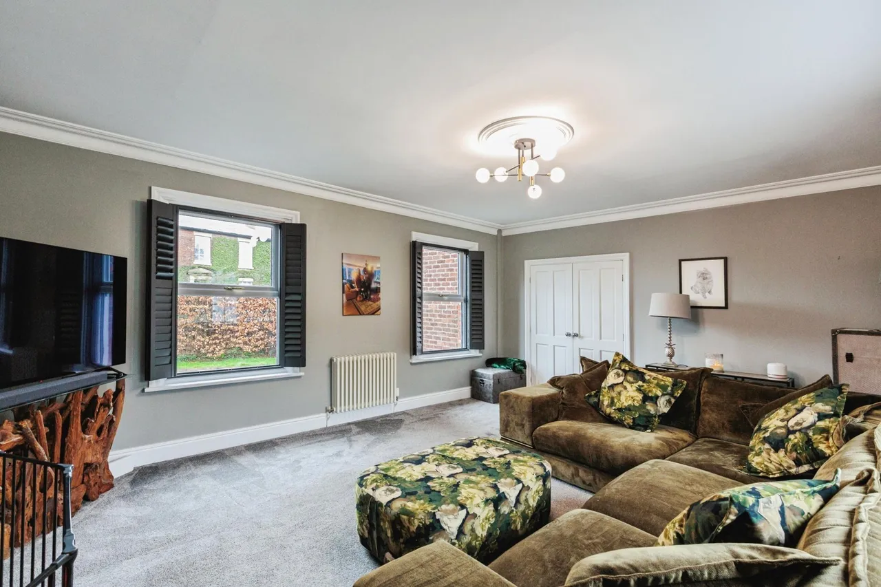 High Street, Preston, PR4, photo 8