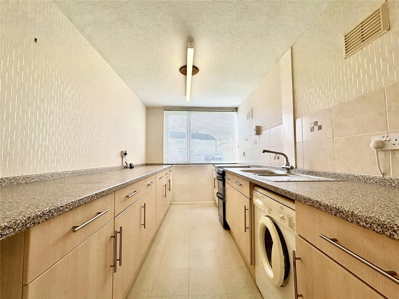Royal Meadow Drive, Atherstone, Warwickshire, CV9, photo 7