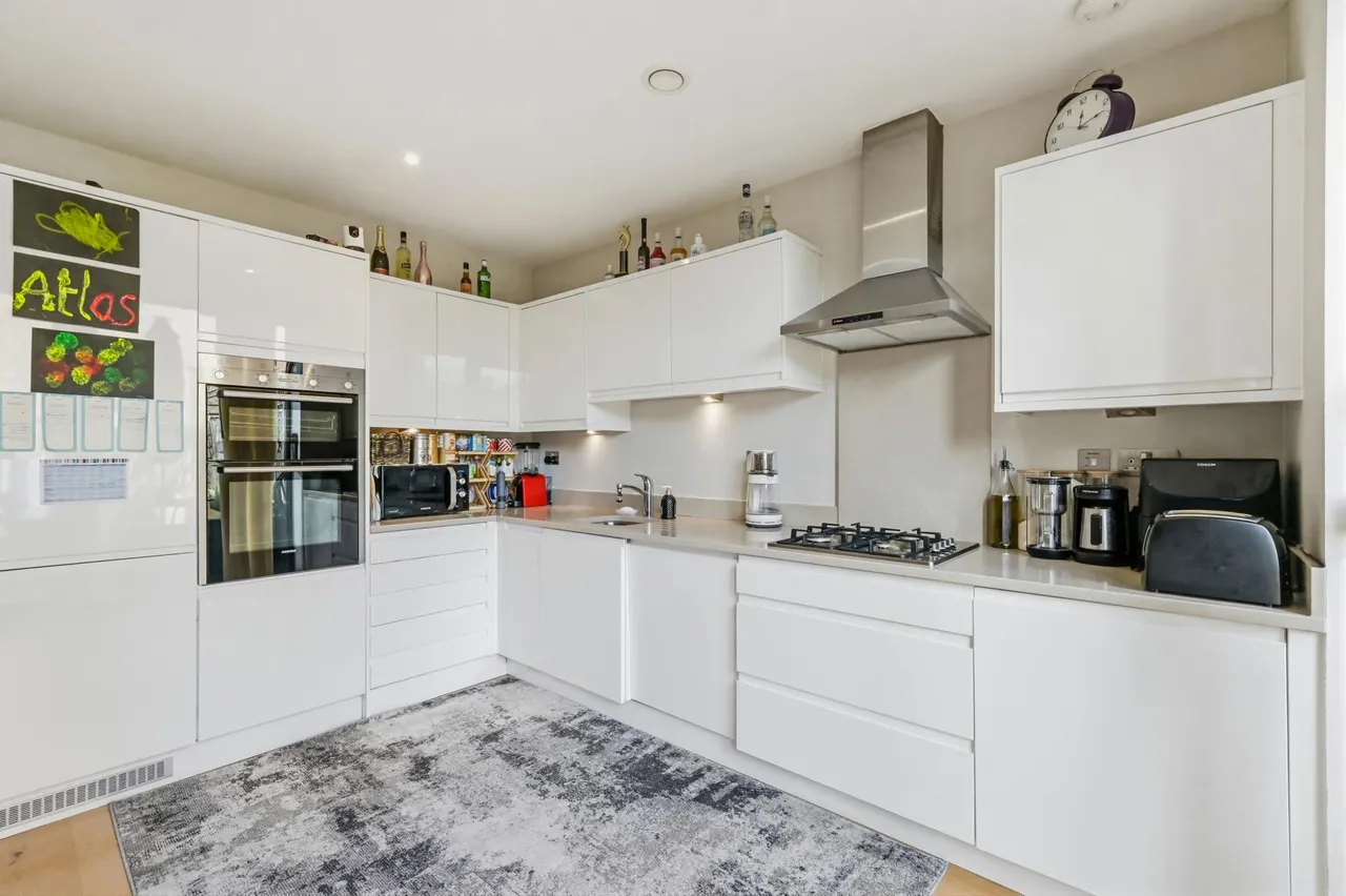 Brook Lane North, Brentford, TW8, photo 13