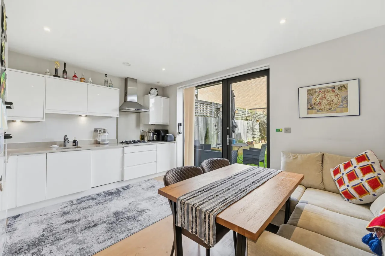 Brook Lane North, Brentford, TW8, photo 12