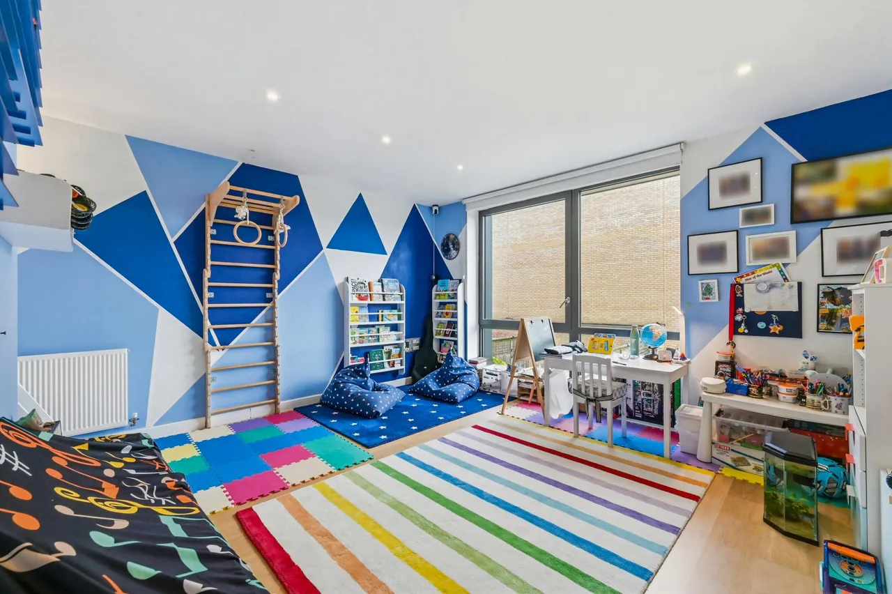 Brook Lane North, Brentford, TW8, photo 6