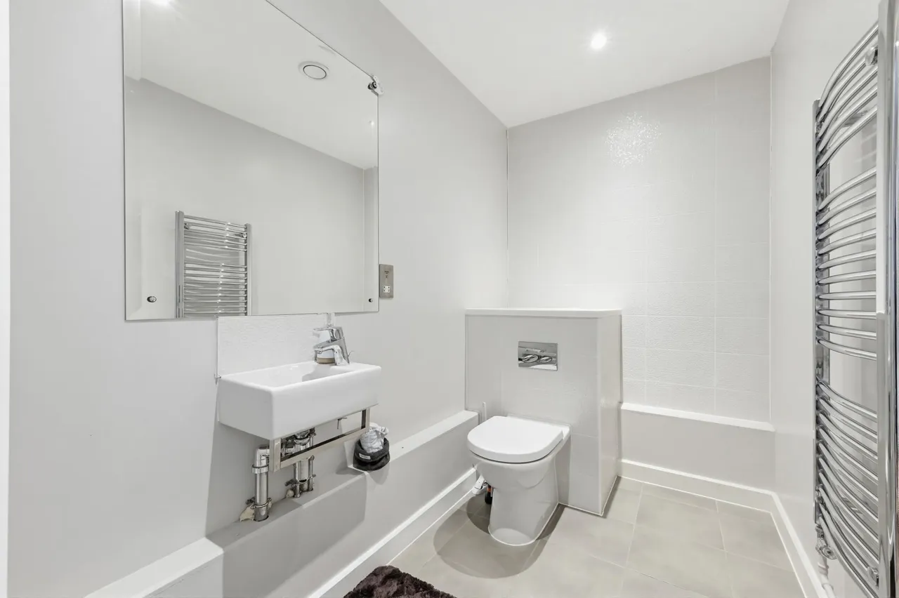 Brook Lane North, Brentford, TW8, photo 11