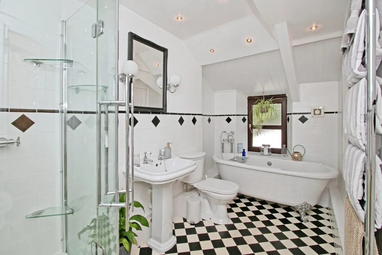 Albert Place, Truro, TR1, photo 16