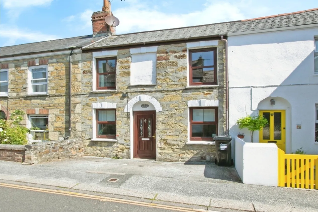 3 bed house for sale, Albert Place, Truro, TR1