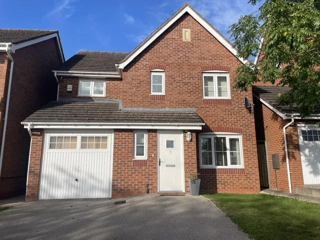 4 bed house to rent, Leyland Road, Glascote, B77