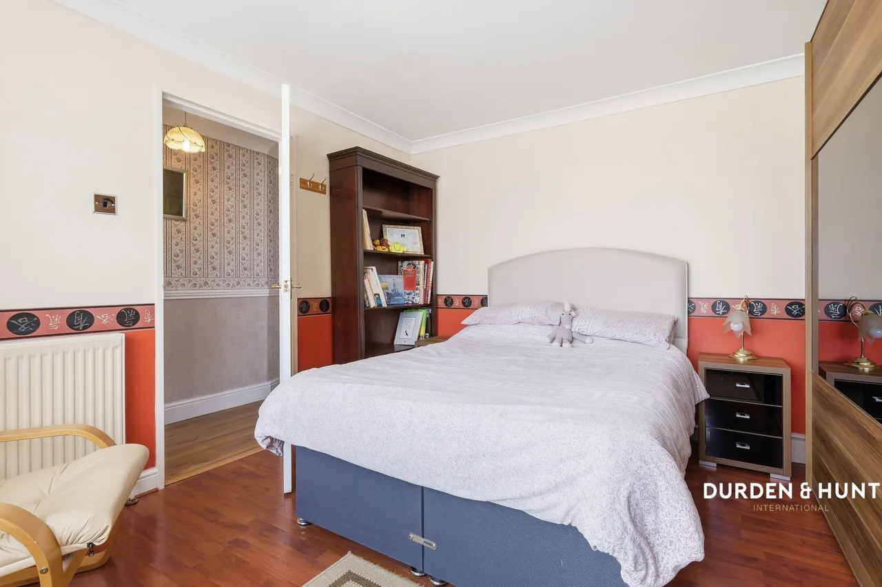 Nutcombe Crescent, Rochford, SS4, photo 10