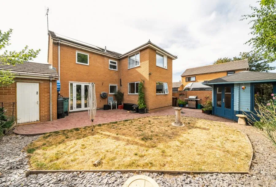 Bricknell Avenue, Bredon, GL20, photo 16