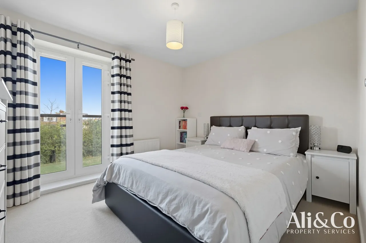 Woodside Close, Grays, Essex, RM16 2DN, photo 8