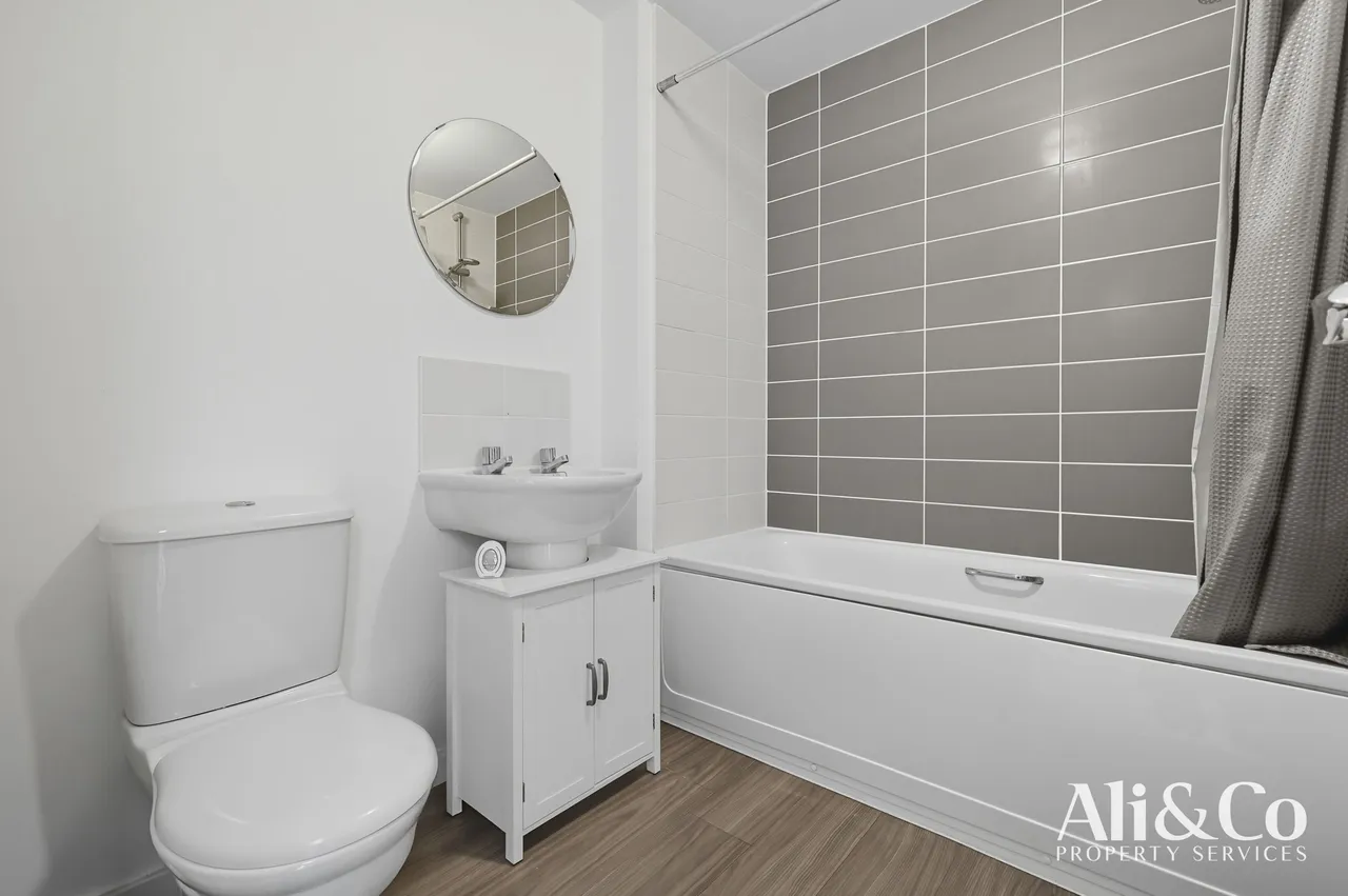 Woodside Close, Grays, Essex, RM16 2DN, photo 10