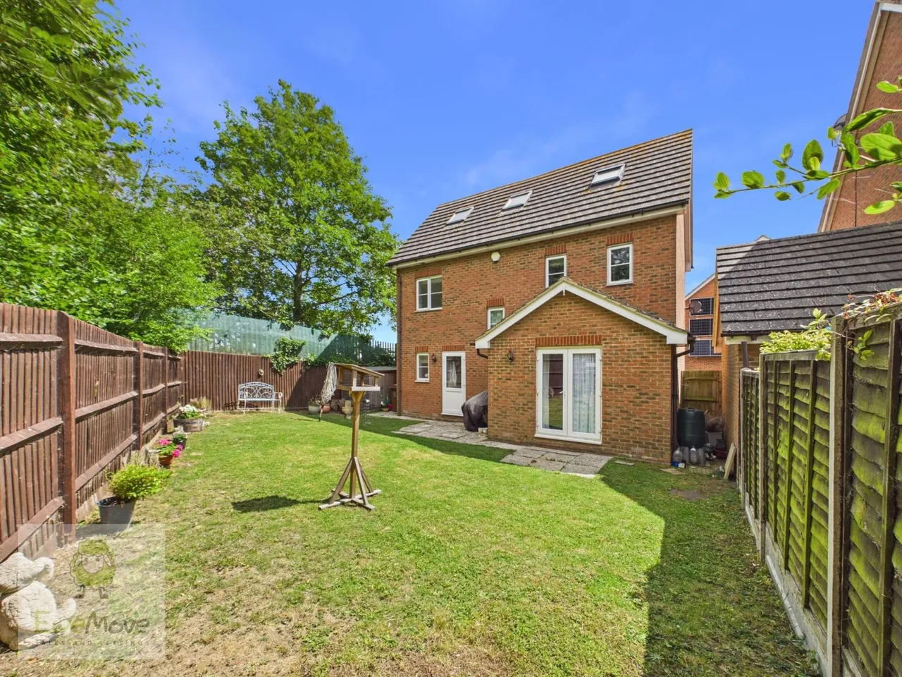 Shelduck Close, Allhallows, ME3, photo 2