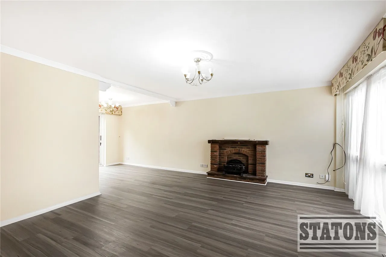 The Spinney, Potters Bar, EN6, photo 4