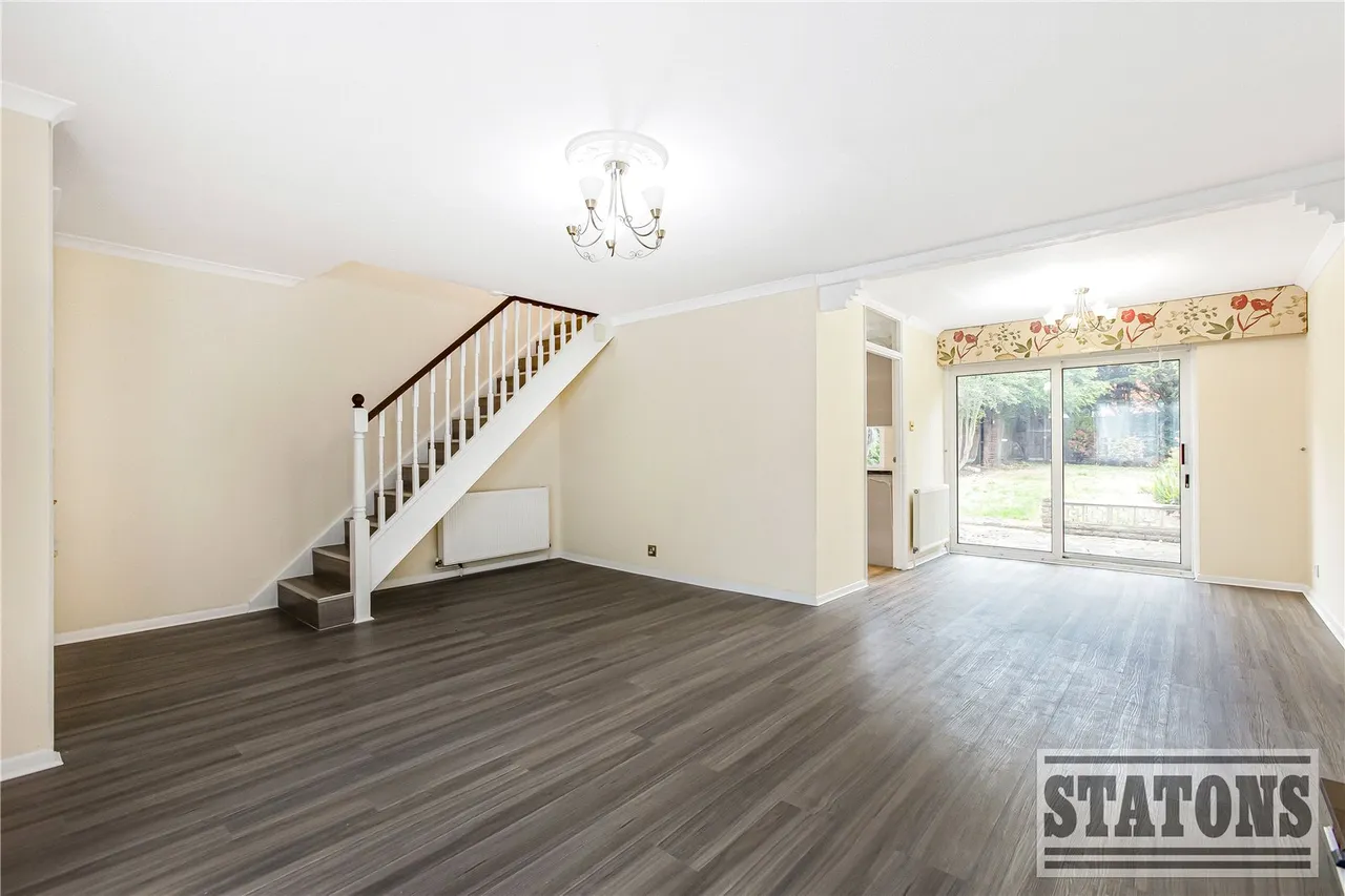 The Spinney, Potters Bar, EN6, photo 2