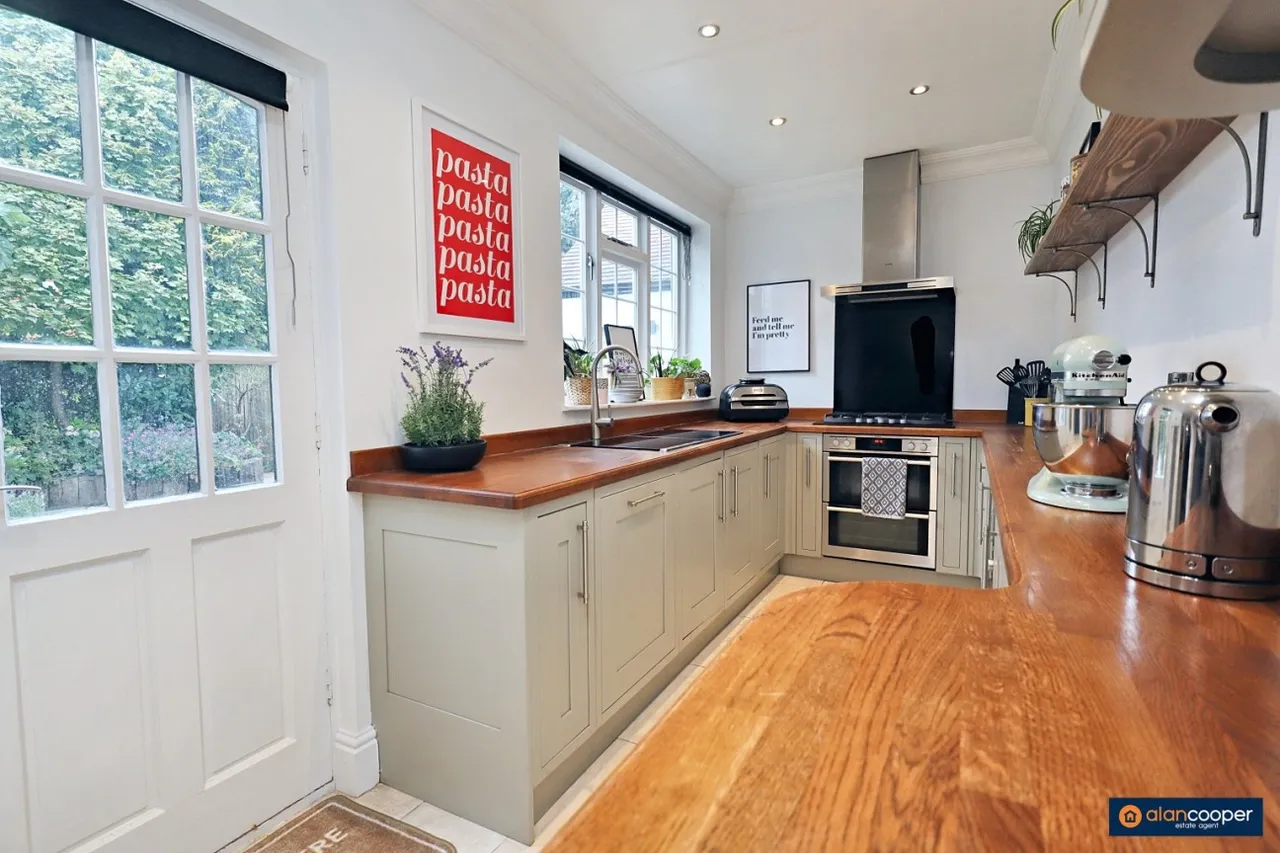 Earls Road, Nuneaton, CV11, photo 12