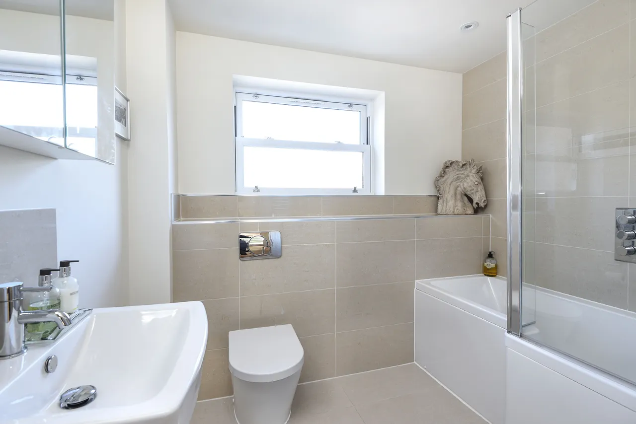 Sydney Road, Haywards Heath, RH16, photo 6