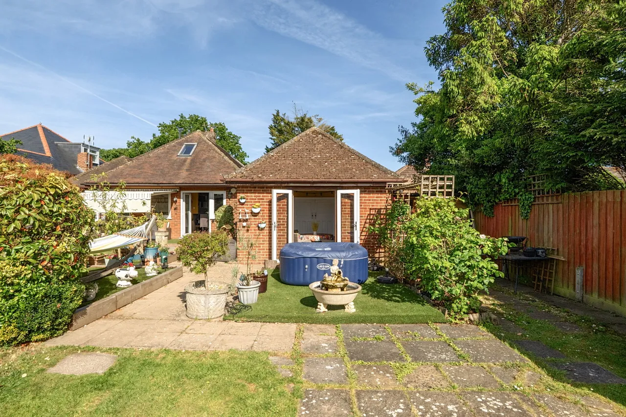 Tothill Street, Minster, photo 25