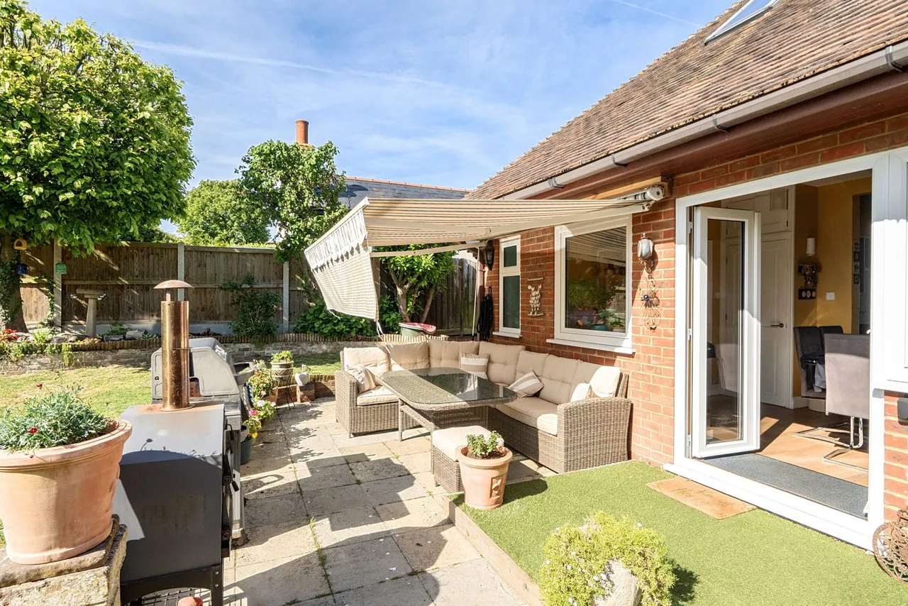 Tothill Street, Minster, photo 18
