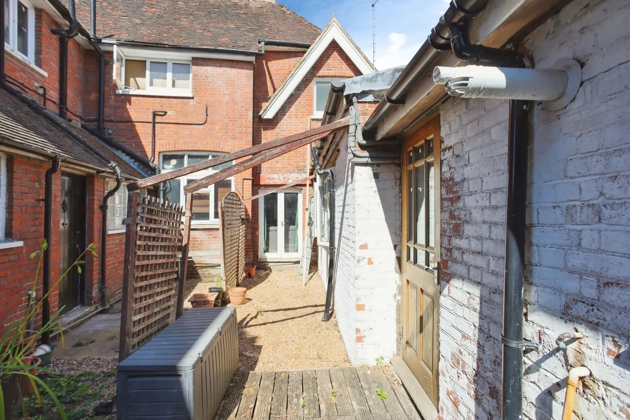 High Street, Hawkhurst, TN18, photo 7