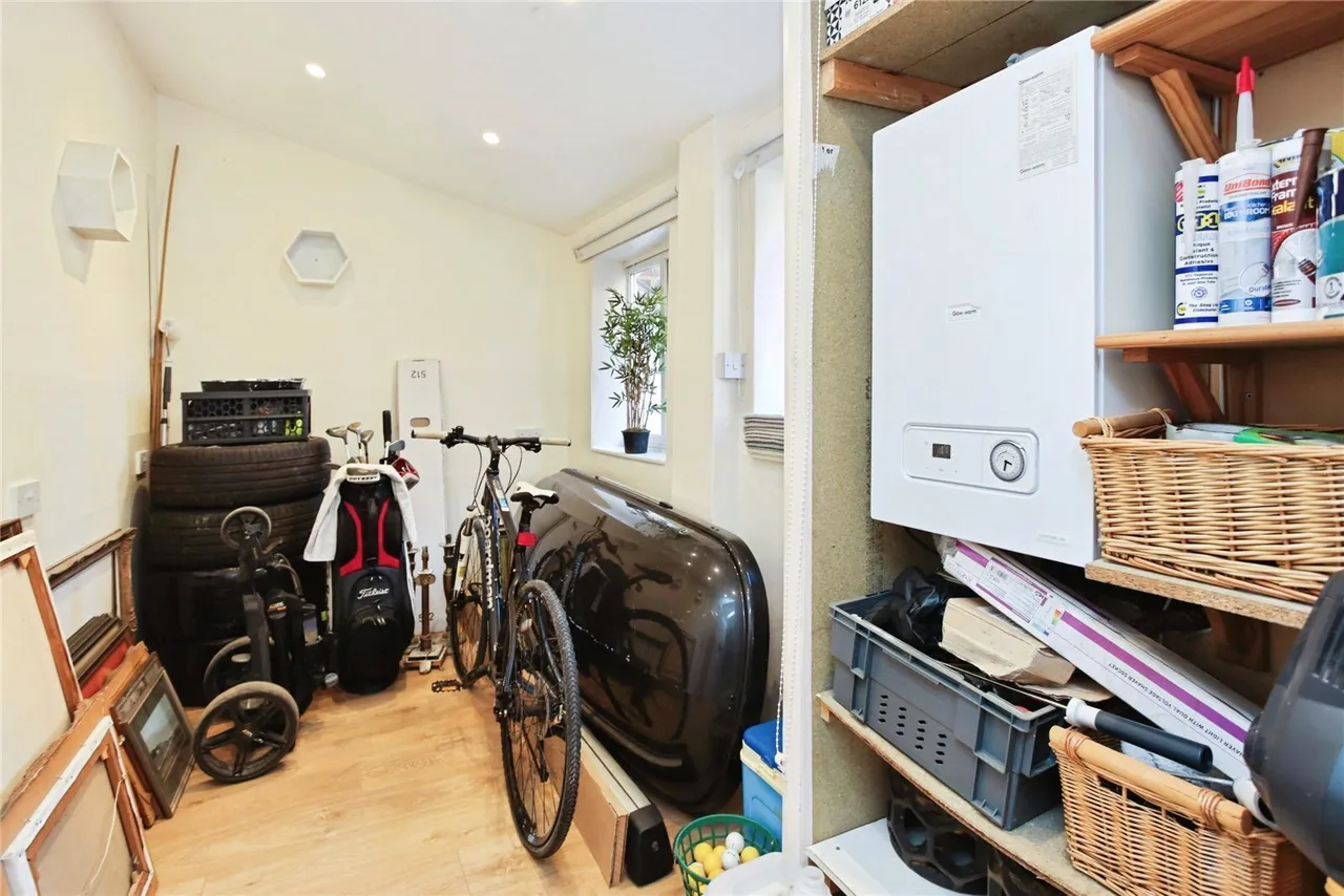 High Street, Hawkhurst, TN18, photo 10