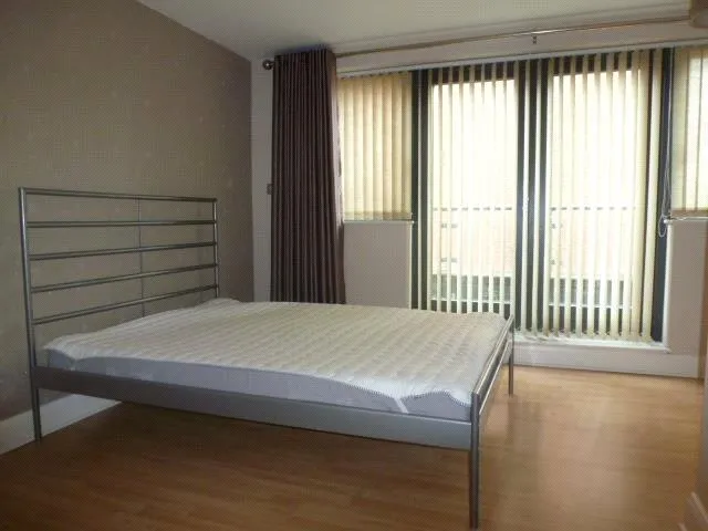 Bell Barn Road, Birmingham, B15, photo 5