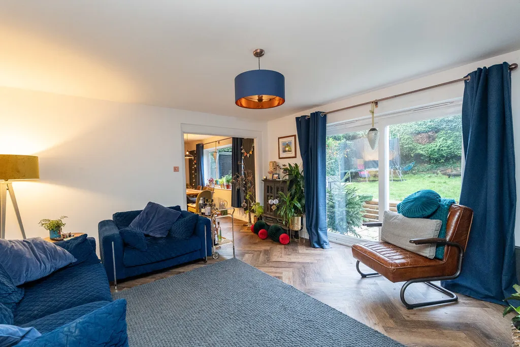 Furlong Road, Westcott, RH4, photo 4