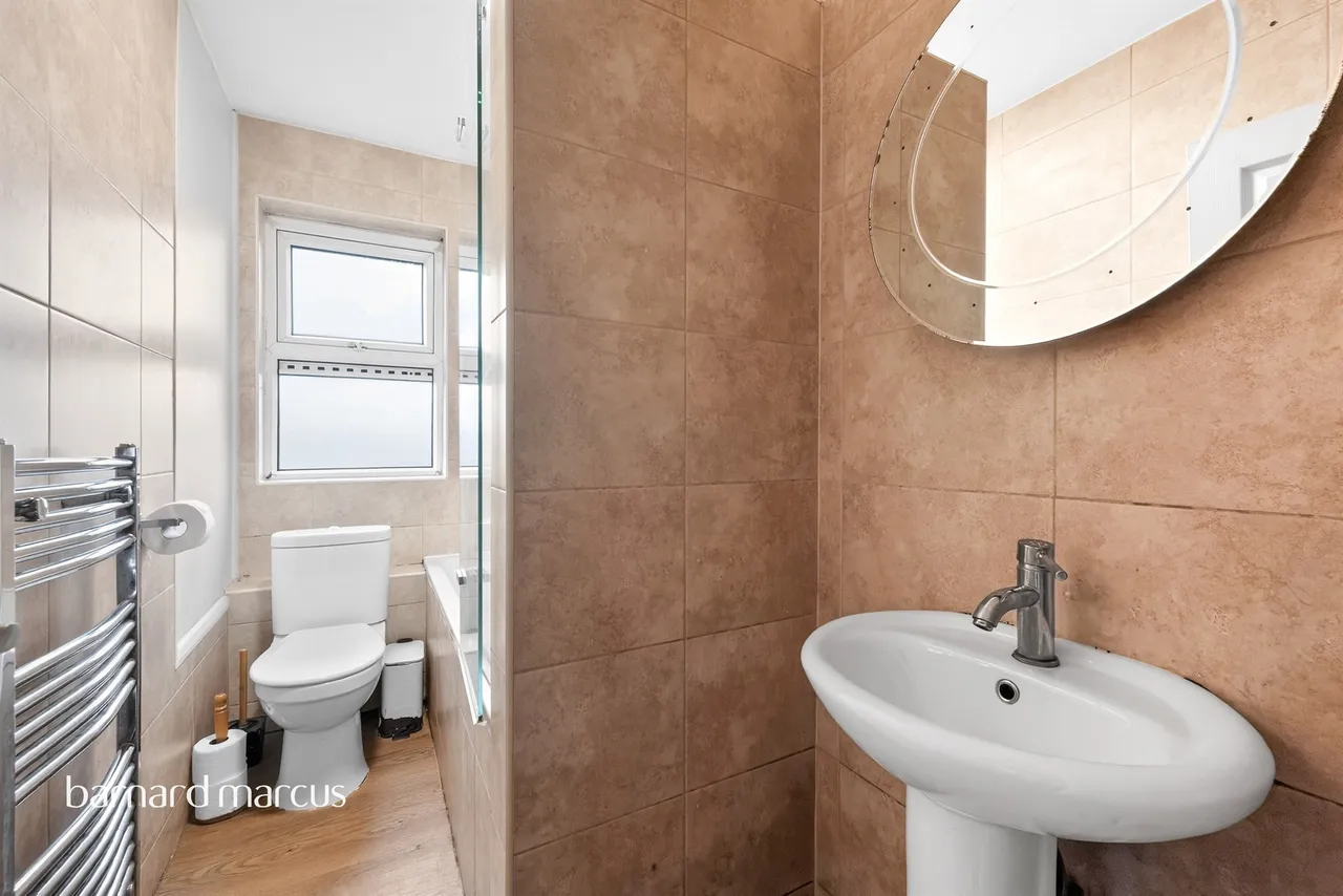 Clifford Avenue, Mortlake, London, photo 7