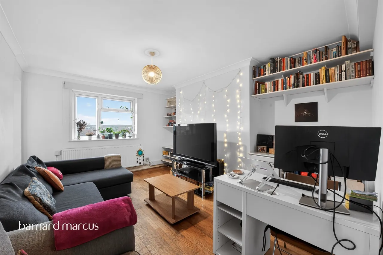 Clifford Avenue, Mortlake, London, photo 4