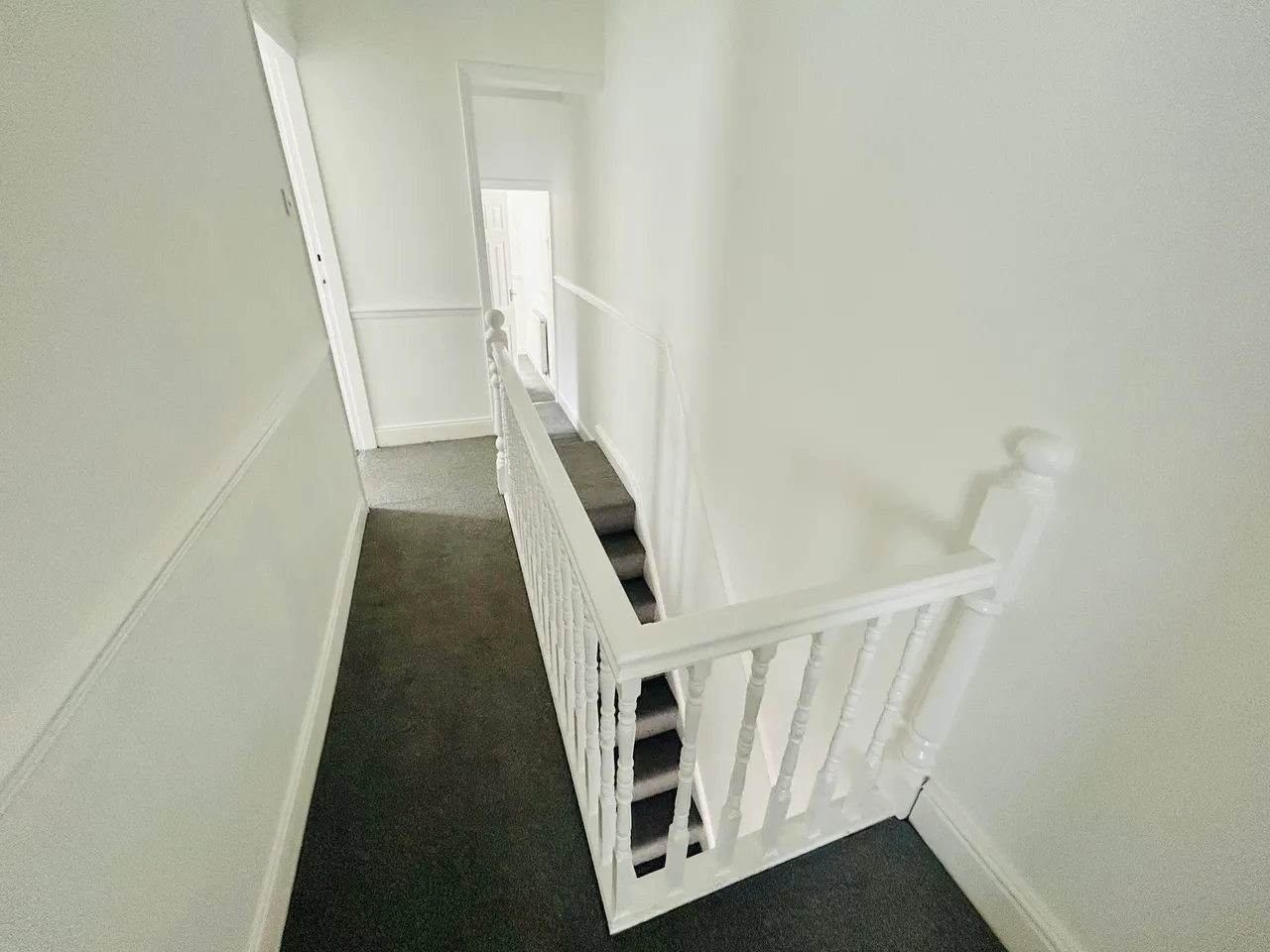 Clapham Road, L4, photo 5