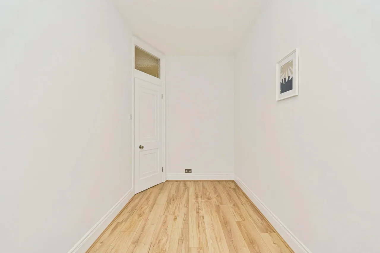 Queensway, London, W2, photo 16
