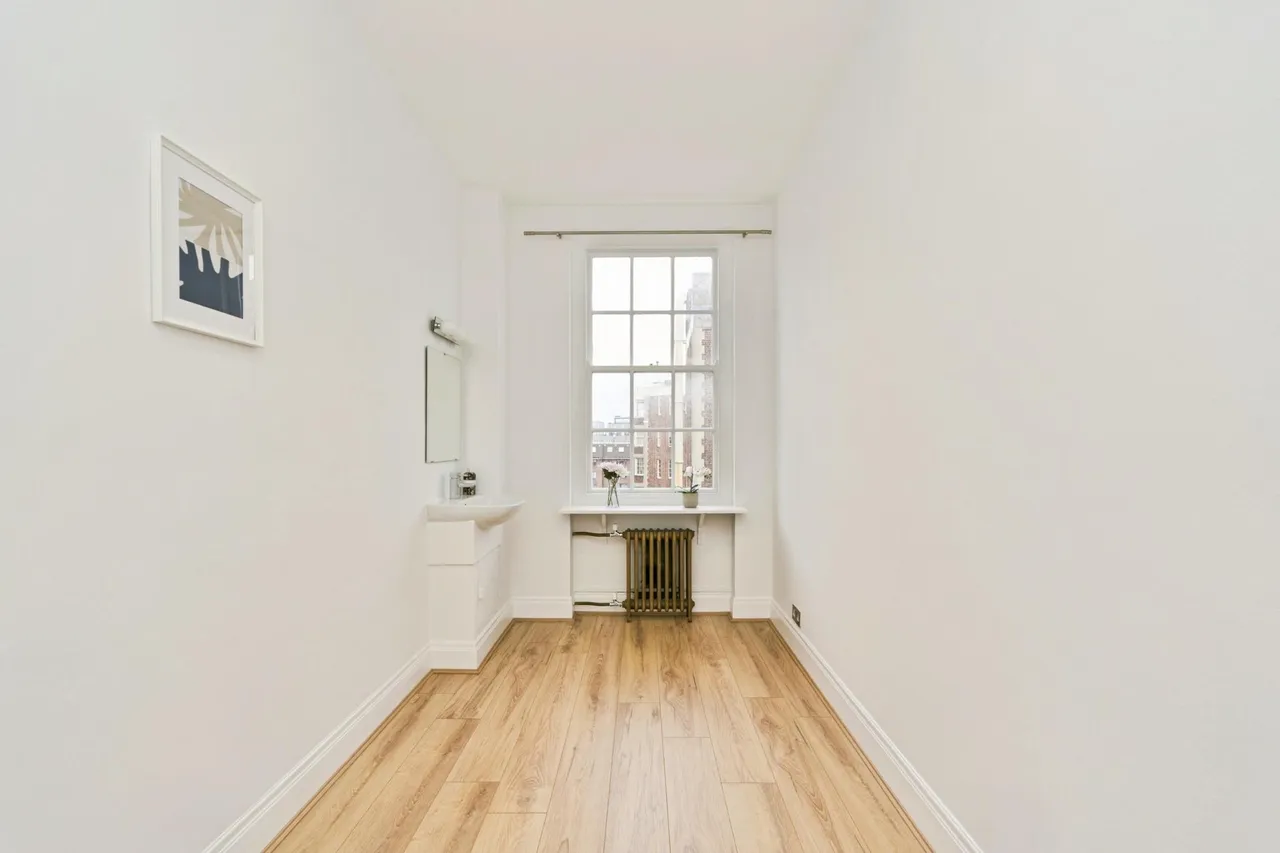 Queensway, London, W2, photo 15