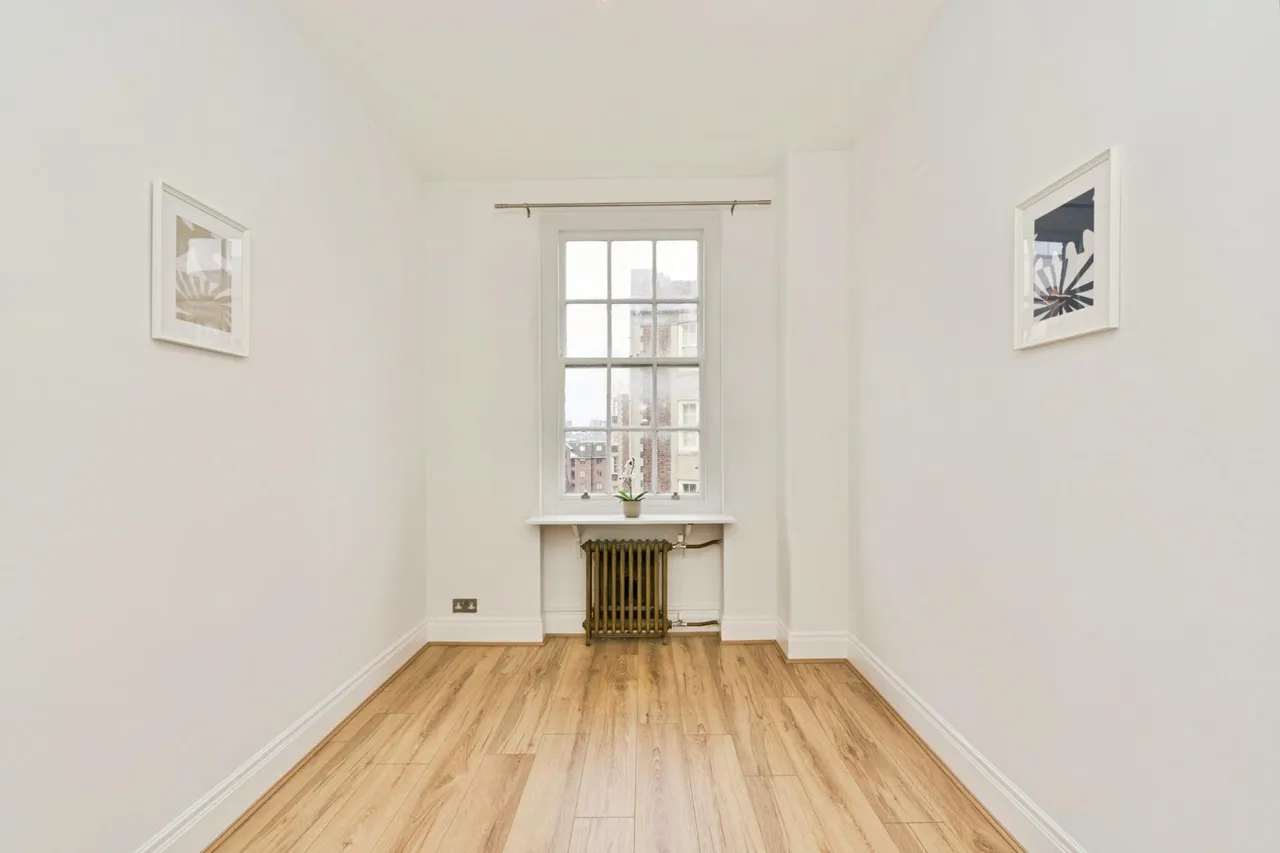 Queensway, London, W2, photo 18