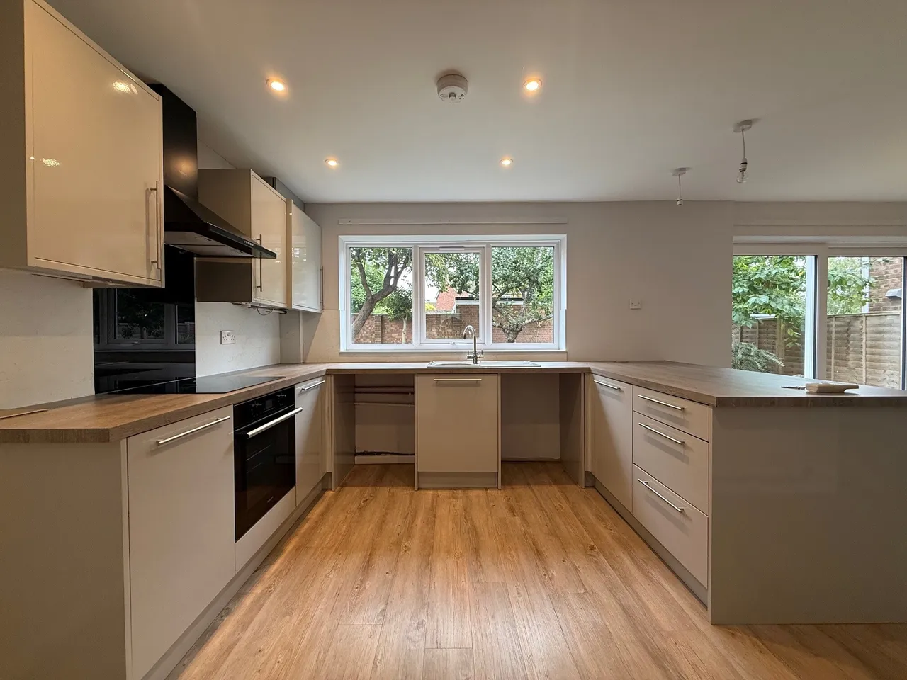 Tennyson Drive, Malvern, WR14, photo 3