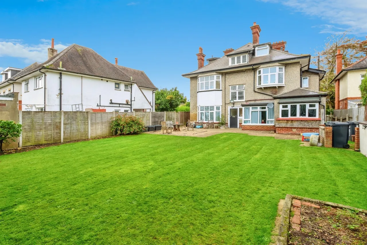 Ascham Road, Bournemouth, BH8, photo 2