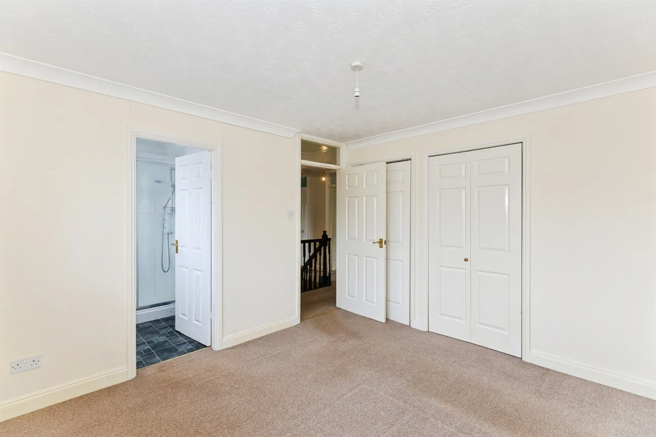 Juniper Close, Towcester, NN12, photo 12