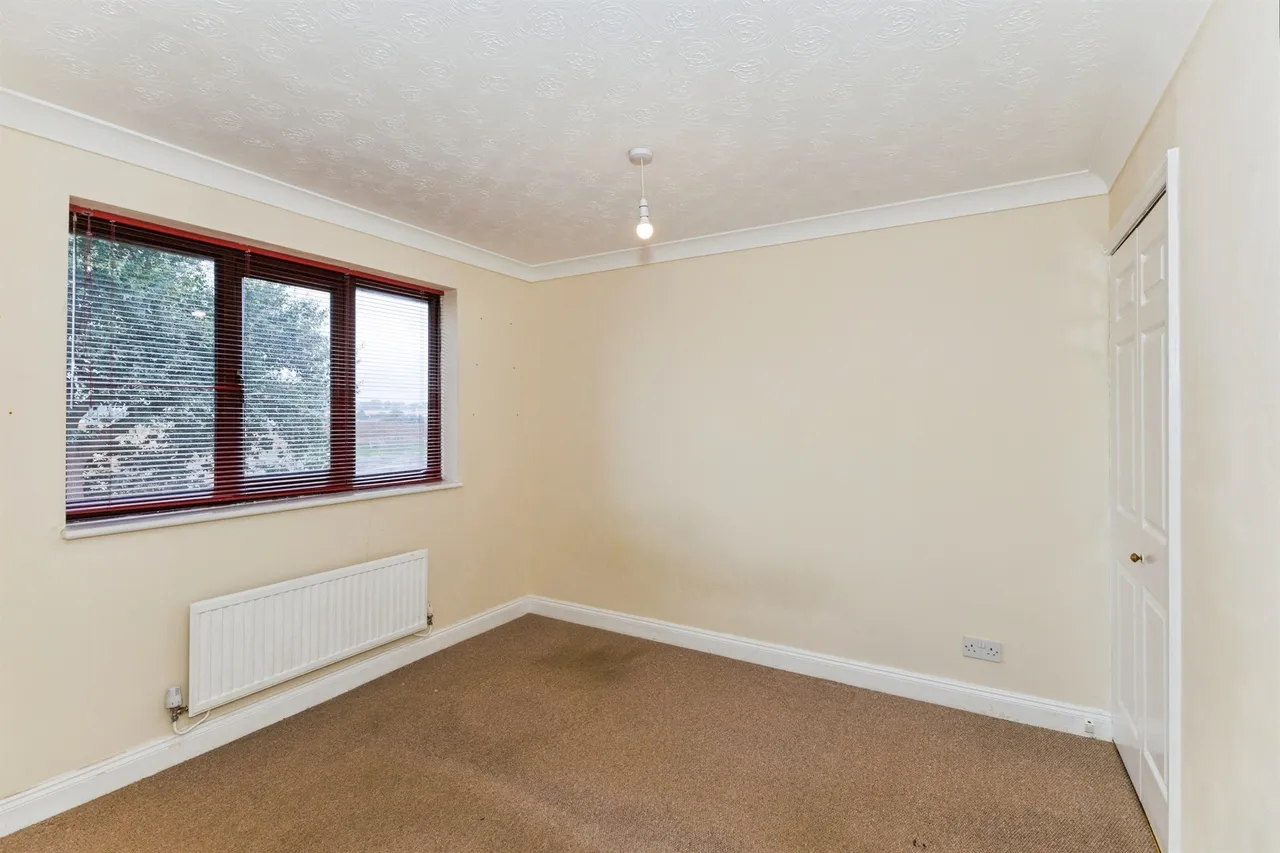 Juniper Close, Towcester, NN12, photo 14