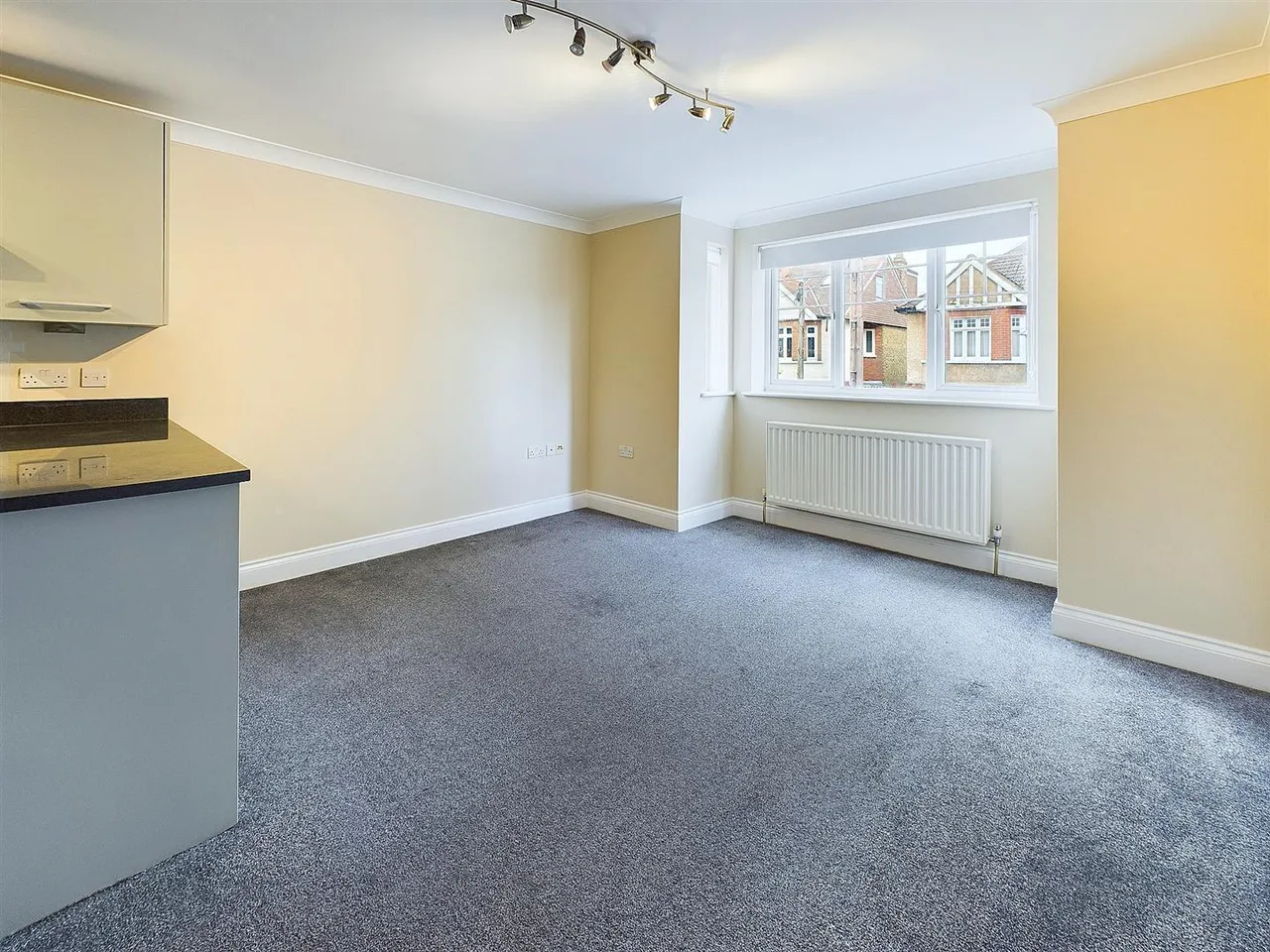 Chudleigh Road, Twickenham, TW2, photo 2