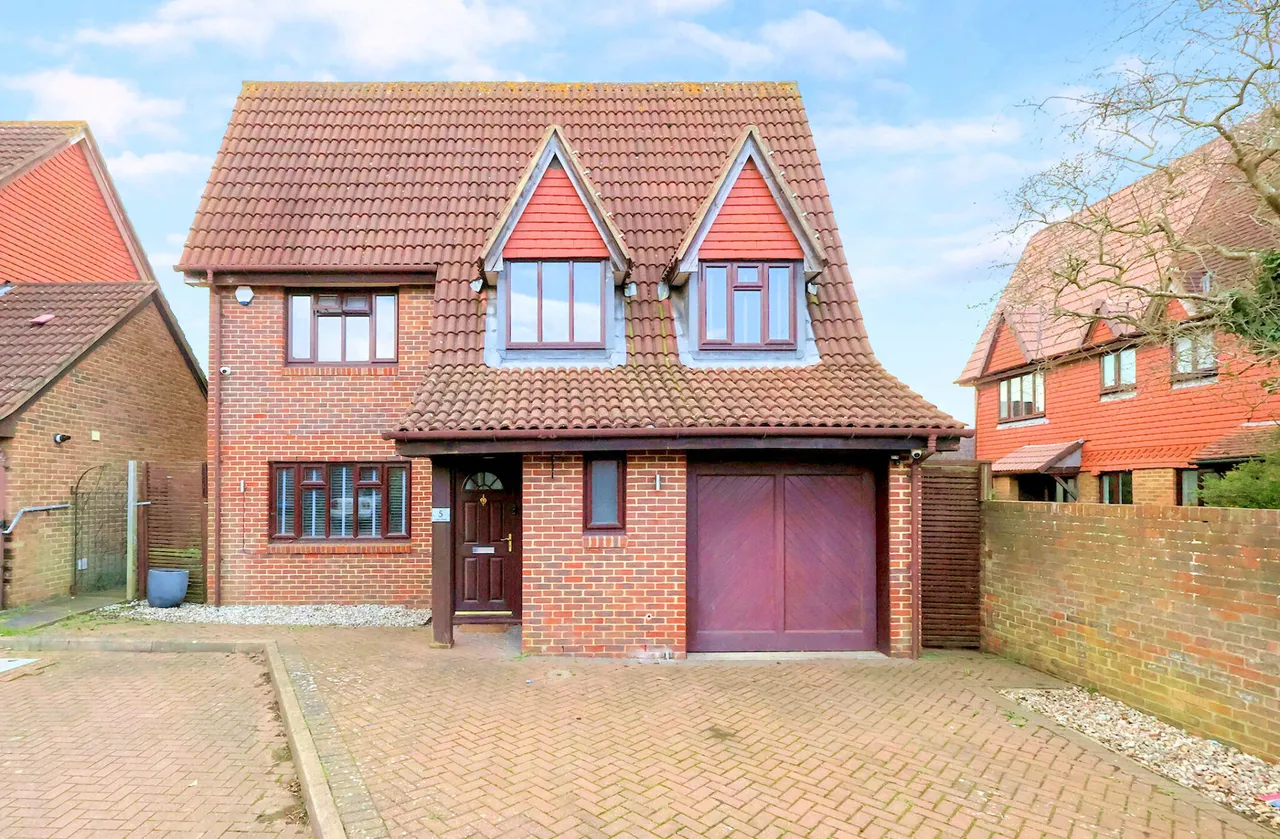 4 bed house for sale — Lupin Close, Croydon, Croydon, CR0 8XZ
