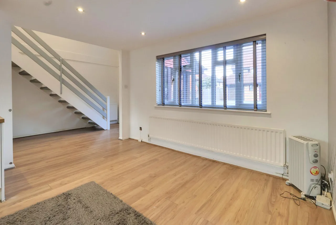 Lupin Close, Croydon, Croydon, CR0 8XZ, photo 6