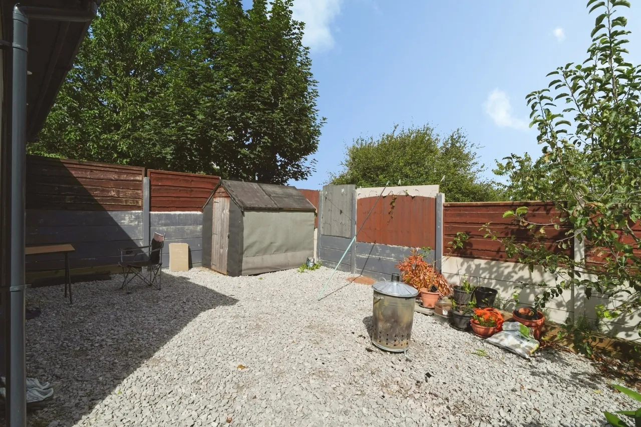 Jedburgh Avenue, Bolton, BL1, photo 12