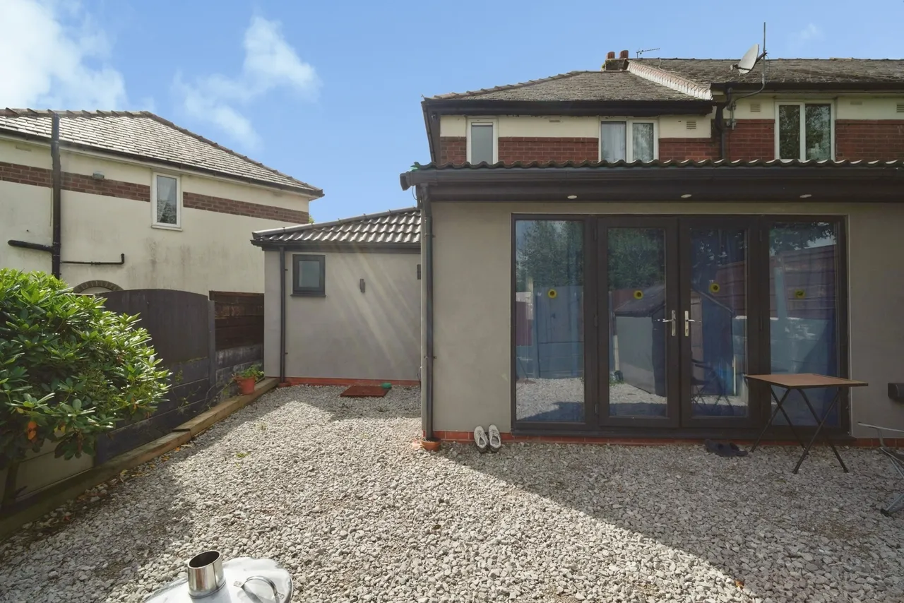 Jedburgh Avenue, Bolton, BL1, photo 6