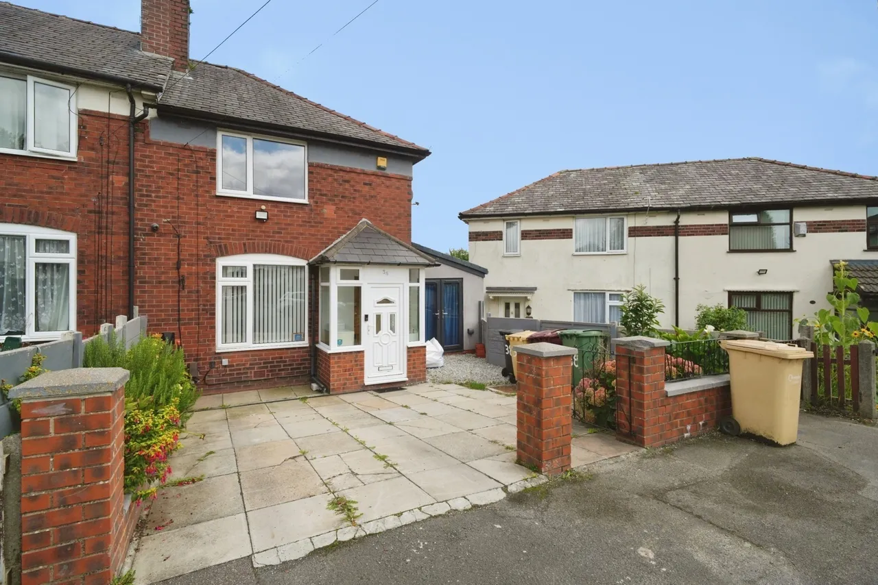 Jedburgh Avenue, Bolton, BL1, photo 18